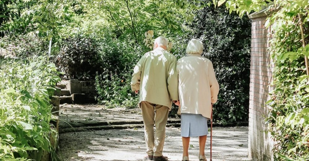 A Guide For Seniors On Coping In The Age Of Coronavirus
